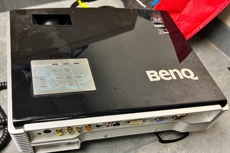 BENQ DLP 3500 Projector