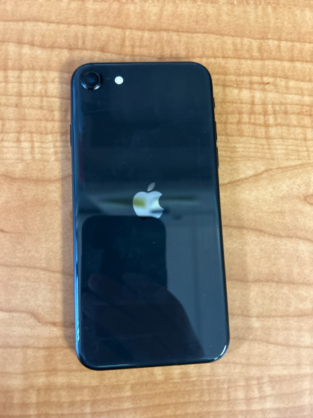 Black iPhone SE