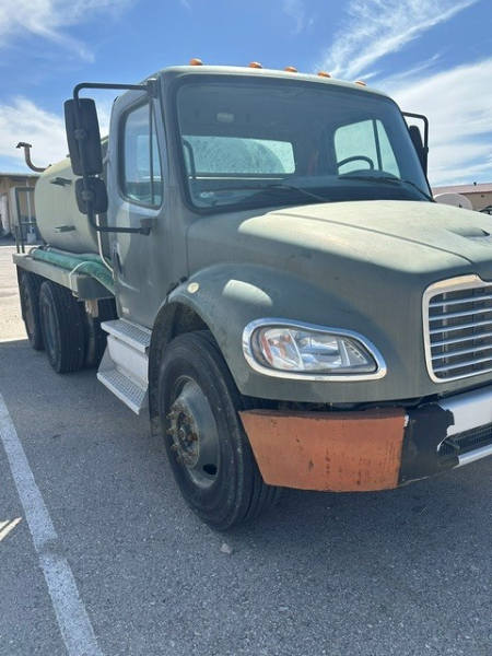 Freightliner Water Truck
