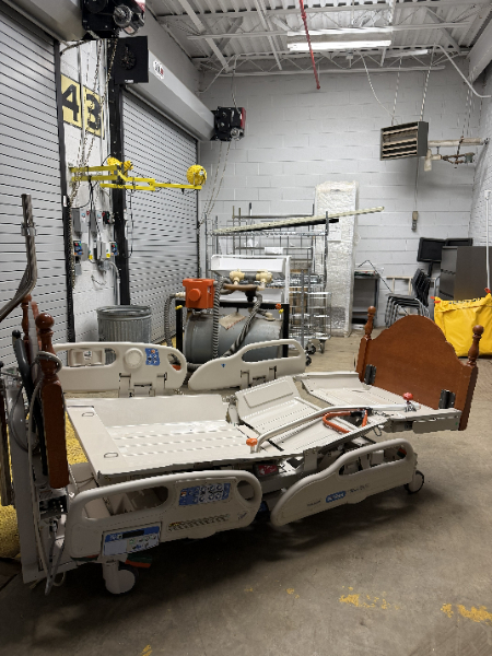 Hill-Rom Versacare Beds