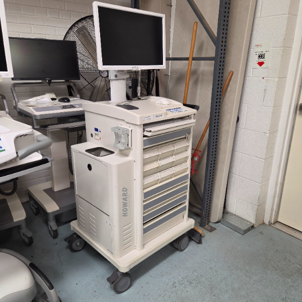 MEDICATION CART
