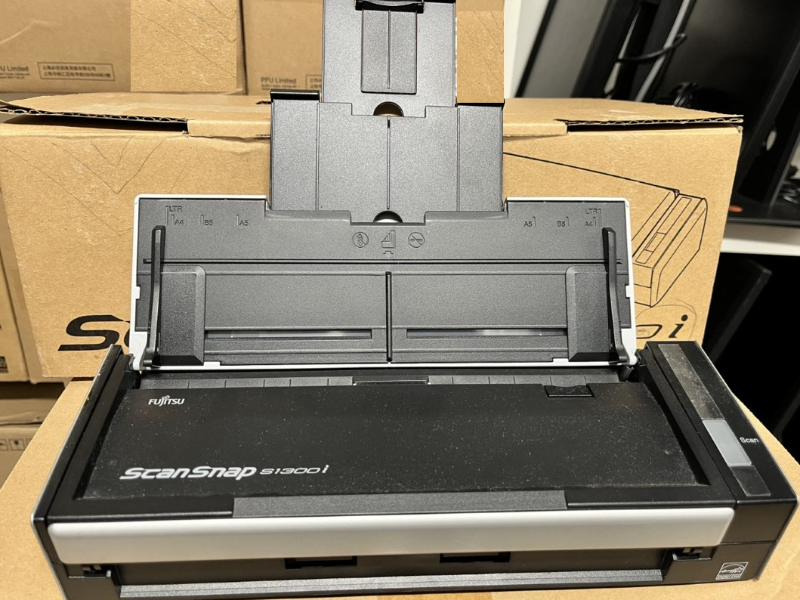 Scansnap S1300i Scanner