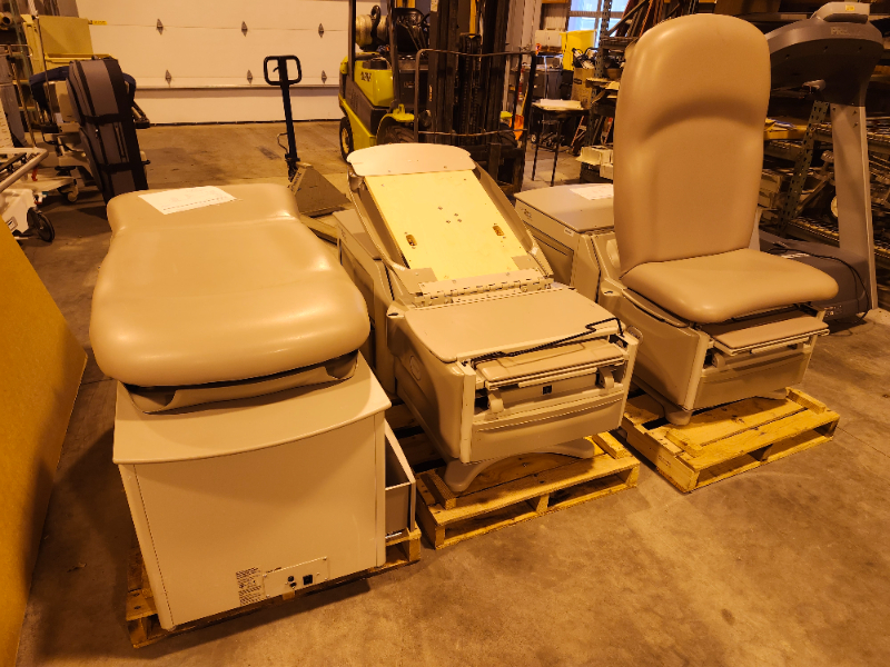Brewer Motorized Exam Tables