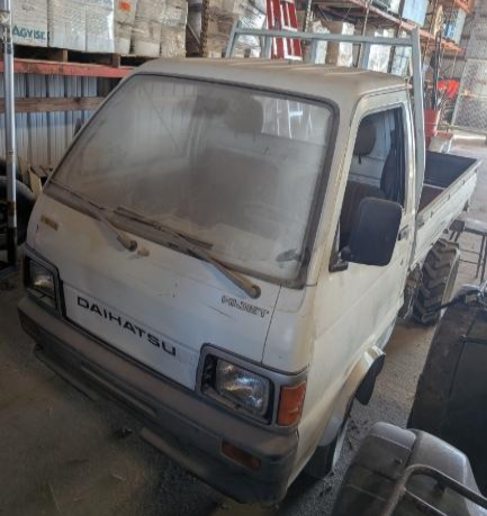 1980 Daihatsu S80LP-DRK Mini Truck