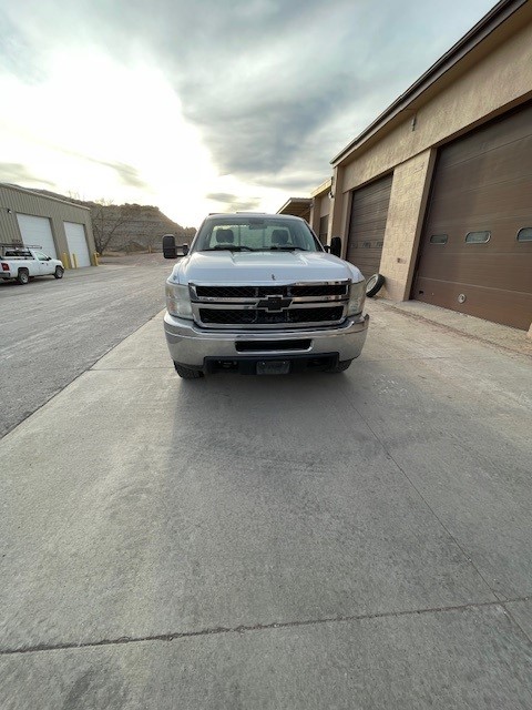 2011 Chevy 3500 Silverado 4x4 