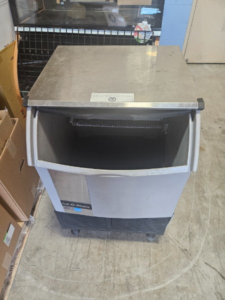 Ice Maker 
