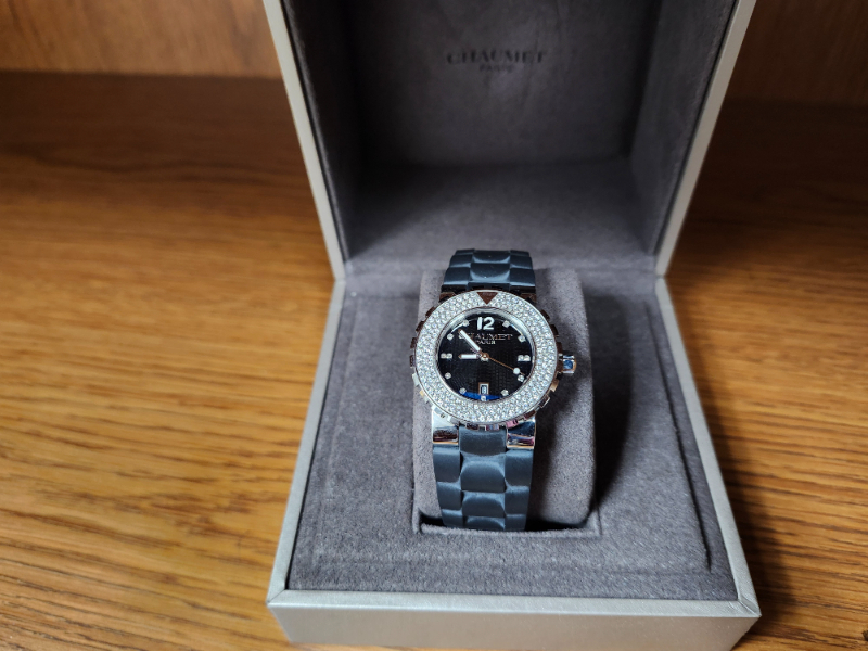 LADIES CHAUMET WATCH