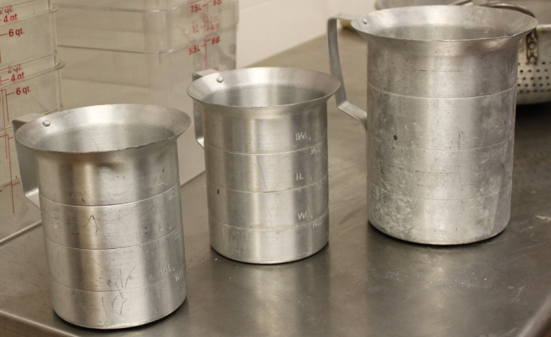 Stainless steel containers