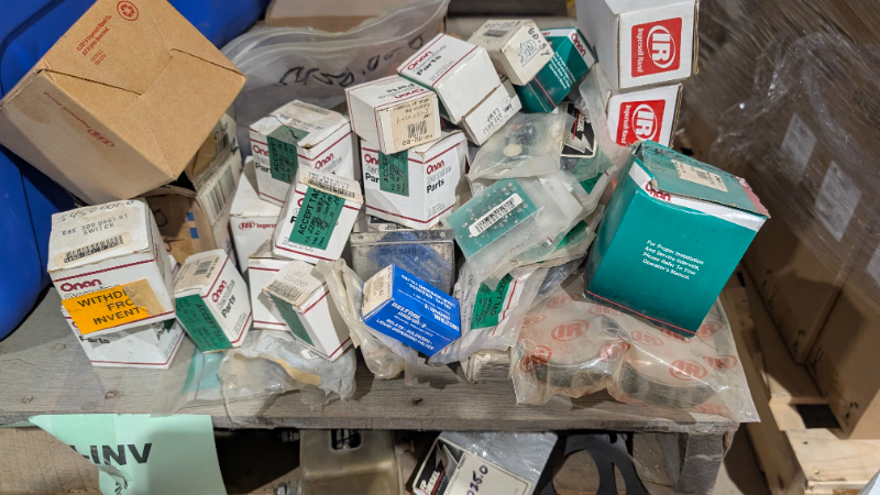 Various filters, Fuses, belts, Mechanical accessories