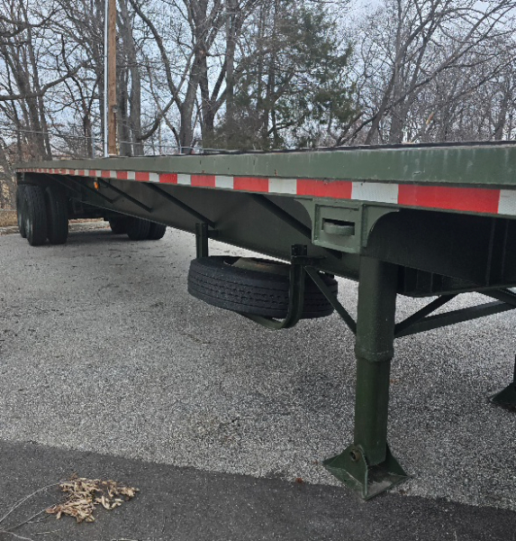 Kalyn-Siebert Flatbed Trailer